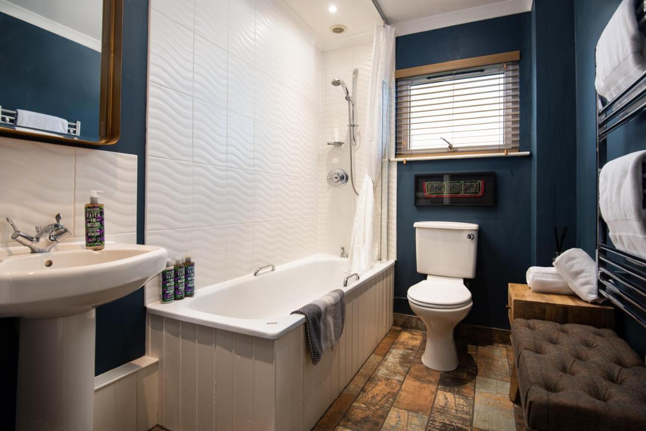 Bastle Retreats Farm Cottage Duns Экстерьер фото